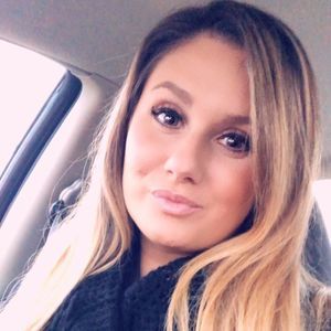 Meet your Posher, Charaine